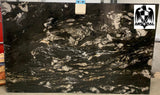 Granite Titanium COMMERCIAL <br>Fini : Poli - Lot : 15815 <br>Epaisseur : 1.25'' <br>Dimensions : 125'' x 76'' <br> Indice de prix : $$ <br> ** voir photos, téléphoner pour + infos **