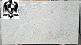 Granite Andromeda White <br>Fini : Poli - Lot : 44024 <br>Epaisseur : 1.25'' <br> Dimensions : +,- 128'' x 72'' <br> Indice de prix : $$$ <br>