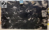 Granite Titanium Premium <br>Fini : Antique - Lot : 9789 <br>Epaisseur : 1.25'' <br>Dimensions : +,-124'' x 74'' <br> Indice de prix : $$$$ <br>