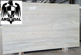 Granite Ivory Cream <br>Fini : Poli - Lot : 45449 <br>Epaisseur : 1.25'' <br>Dimensions : 130'' x 78'' <br> Indice de prix : $$ <br> ARRIVAGE AVRIL 2026