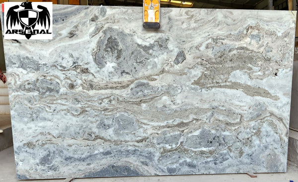 Quartzite Fantasy Moka Premium <br> Fini : Poli - Lot : 2981 <br> Epaisseur : 1.25'' <br> Dimensions : 118'' x 65'' <br> Indice de prix : $$$ <br>