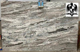 Quartzite Fantasy Brown Premium <br>Fini : Poli - Lot : 42781 <br>Epaisseur : 1.25'' <br>Dimensions : 117'' x 60'' <br> Indice de prix : $$ <br>