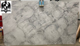 Quartzite Super White Calacatta Premium <br>Fini : Poli - Lot : 11890 <br>Epaisseur : 1.25'' <br>Dimensions : +,-130'' x 76'' <br> Indice de prix : $$$$$ <br>