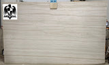 Quartzite White Macaubas Premium <br>Fini : Poli - Lot : 139425 <br>Epaisseur : 1.25'' <br>Dimensions : +,- 128'' x 78'' <br> Indice de prix : $$$$$ <br>