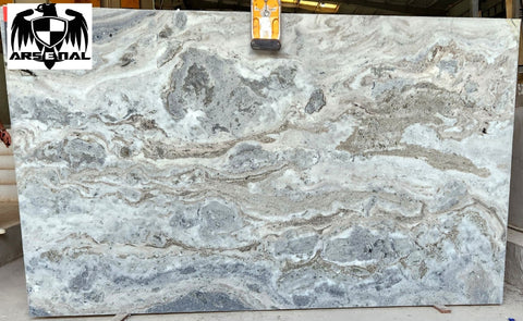 Quartzite Fantasy Moka Premium  <br>Fini : Poli -  Lot :  2981 <br>Epaisseur : 1.25''  <br>Dimensions : 119'' x 73'' <br> Indice de prix : $$ <br> ARRIVAGE OCTOBRE 2025