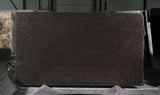 Granite Kodiak Premium <br> Fini : Poli -  Lot : 29000  <br>Epaisseur : 1.25'' <br> Dimensions : +,-  113'' x 76'' <br> Indice de prix : $$$$ <br>